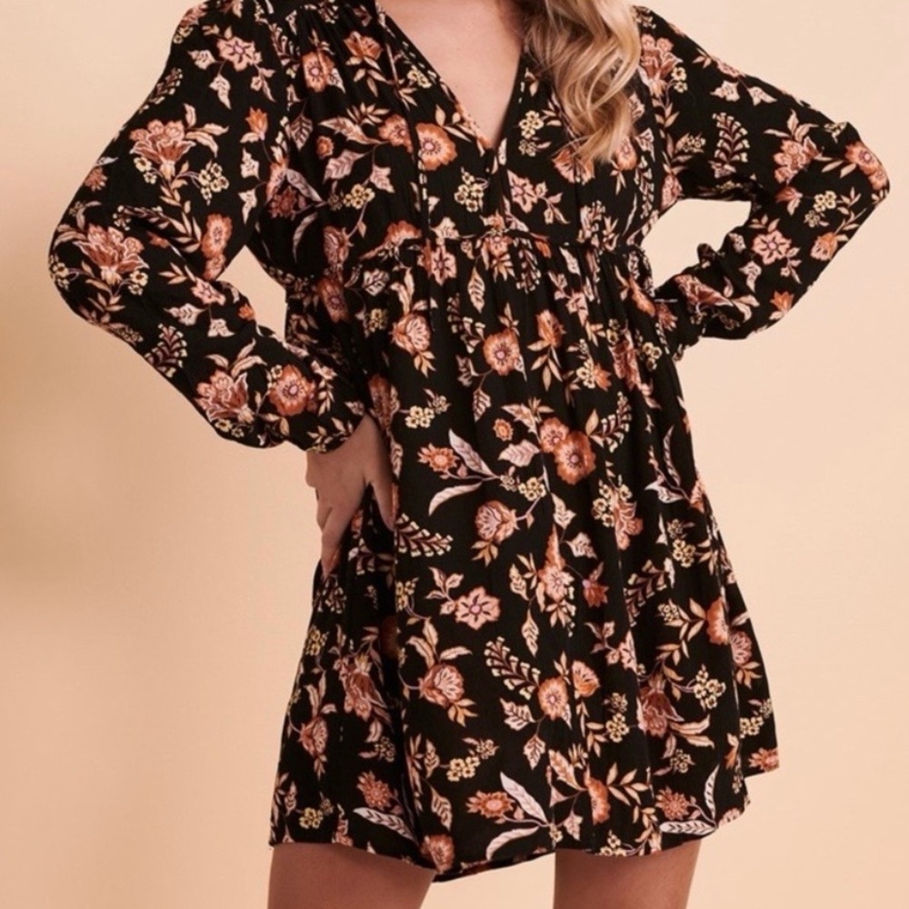 New Billabong Black Dark Floral Long Sleeve spring peasant Dress NWT size M boho